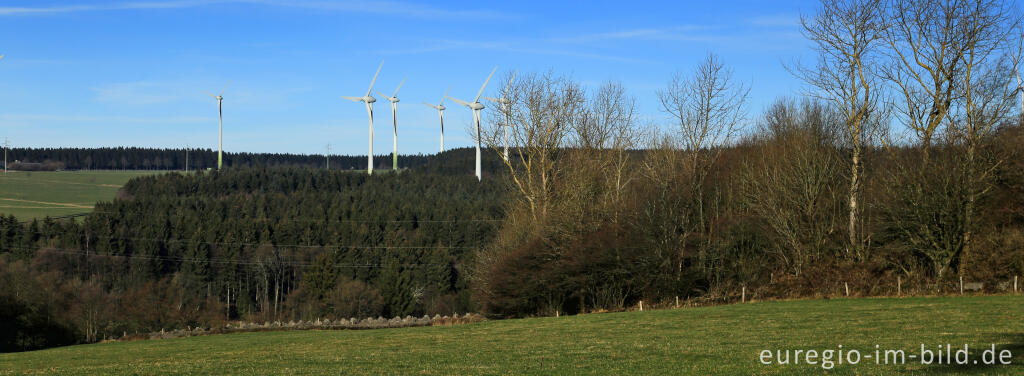 Auf dem "Dorfrundgang Lammersdorf": die Windkraftanlage