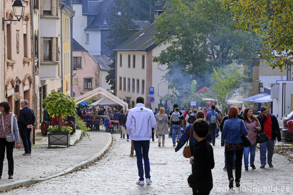 Detailansicht von Auf dem Nussmarkt in Vianden