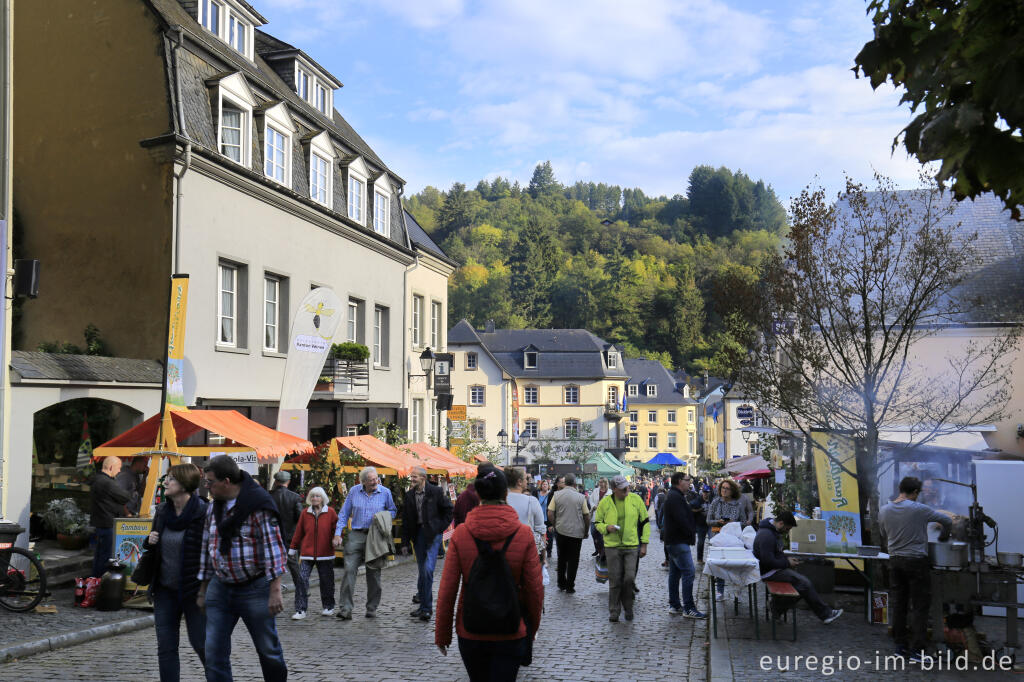 Detailansicht von Auf dem Nussmarkt in Vianden