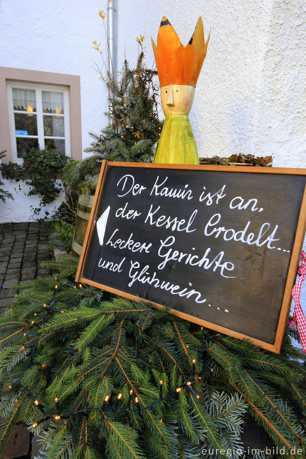 Detailansicht von Auf dem Weihnachtsmarkt in Kronenburg bei Dahlem