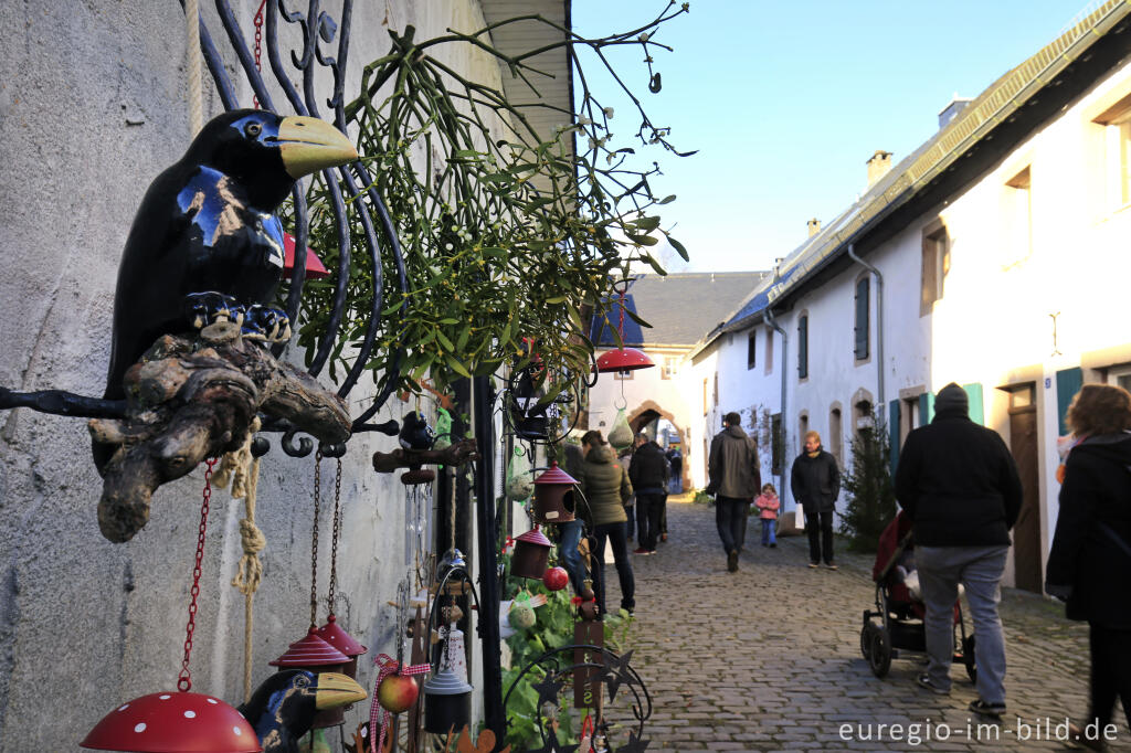 Detailansicht von Auf dem Weihnachtsmarkt in Kronenburg bei Dahlem