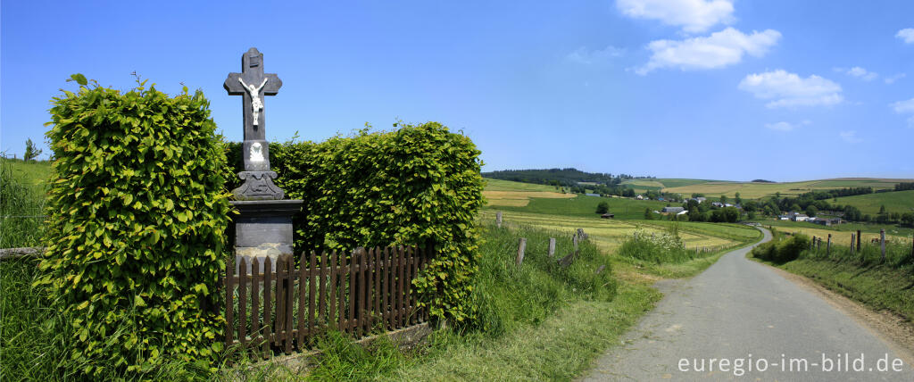 Auf der Ourtal-Route zwischen Burg Reuland und Bracht