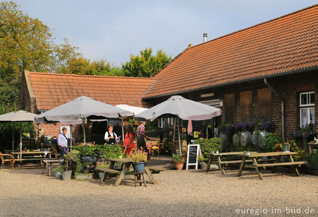 Detailansicht von Auf der Terrasse des Schurenhofs, Vlodrop