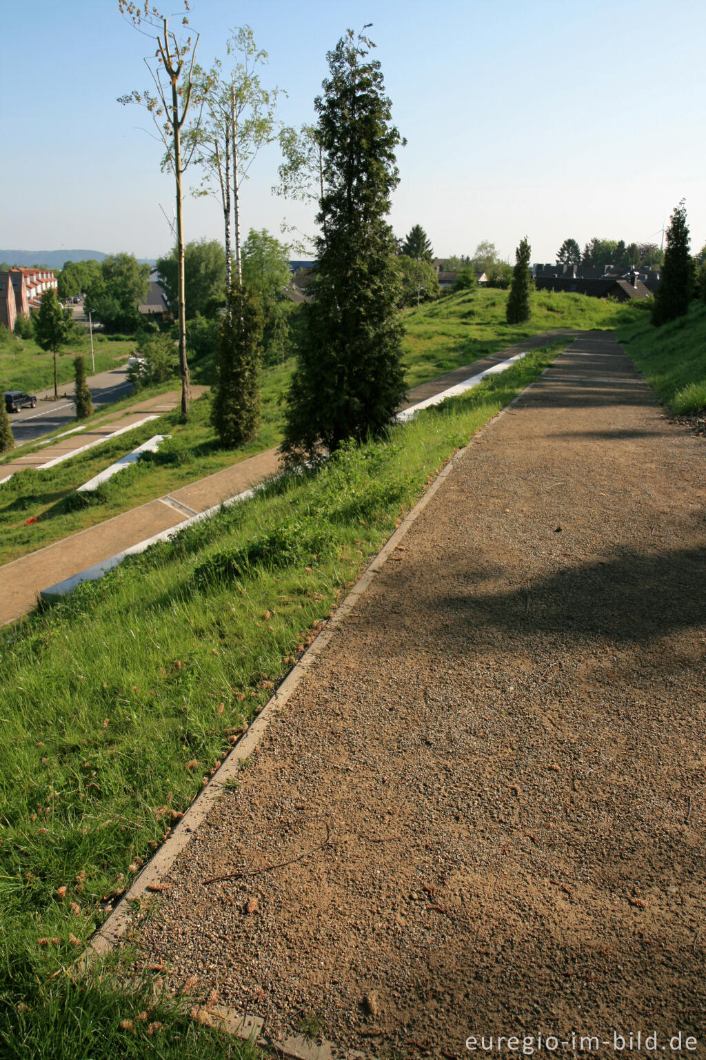 Detailansicht von Aufgang zur großen Kalkhalde, Kalkhaldenpark Würselen