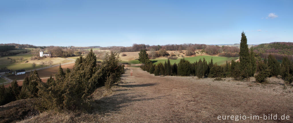 Detailansicht von Aufstieg zum Kalvarienberg von Alendorf, Gemeinde Blankenheim