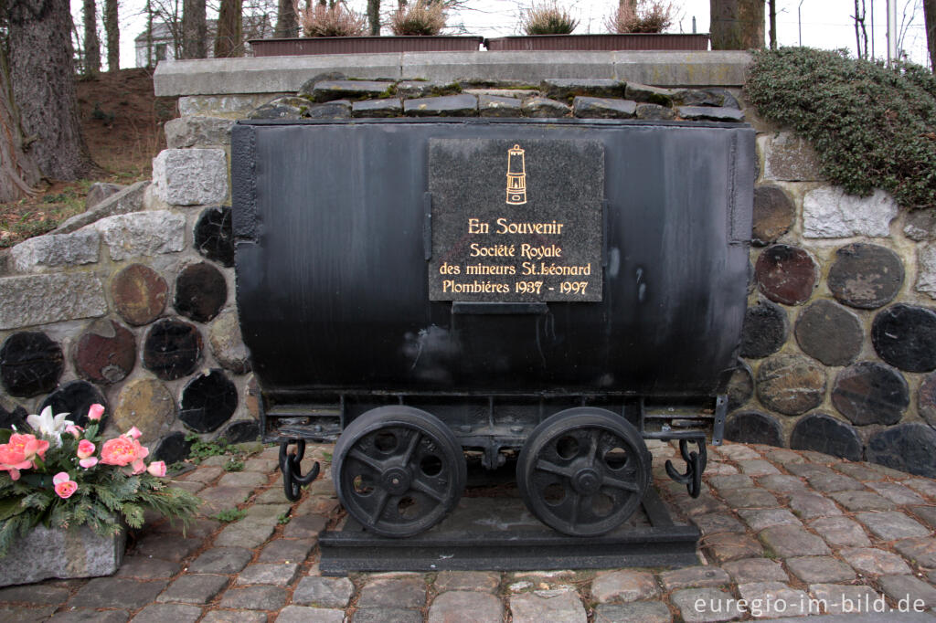 Detailansicht von Bergarbeiterdenkmal in Plombières