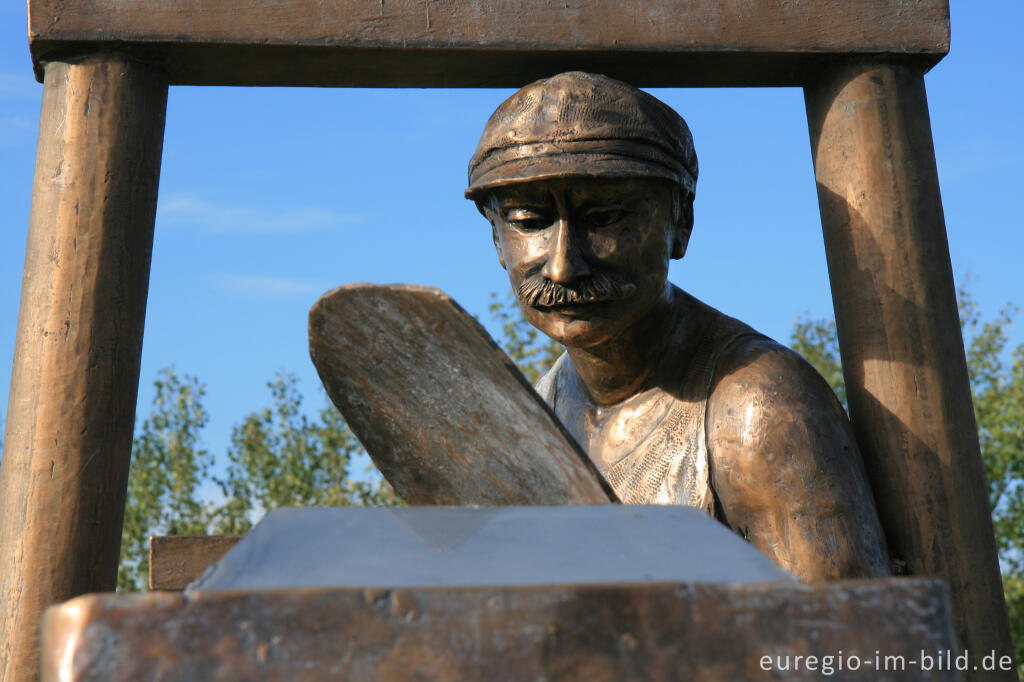 Detailansicht von Bergarbeiterdenkmal, Würselen