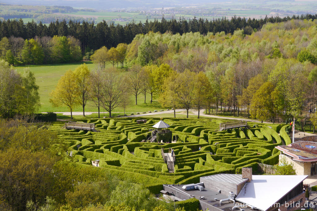 Detailansicht von Blick vom Turm beim Dreiländereck auf das Labyrinth