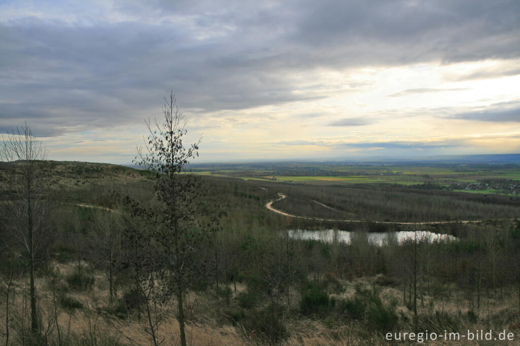 Detailansicht von Blick von der Sophienhöhe nach Südwesten mit Inselsee