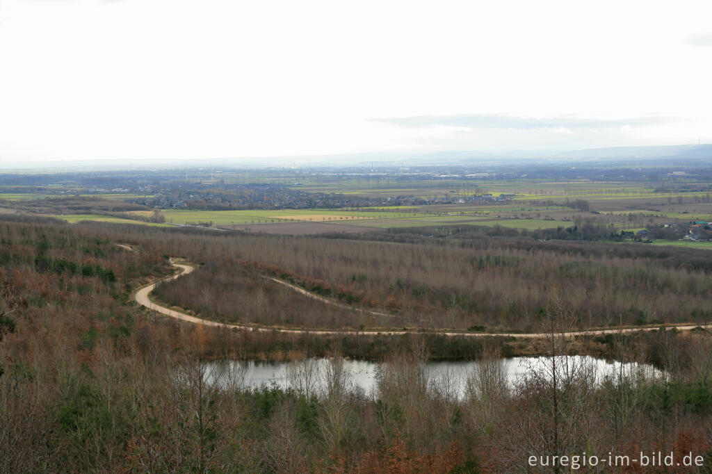 Detailansicht von Blick von der Sophienhöhe nach Südwesten mit Inselsee