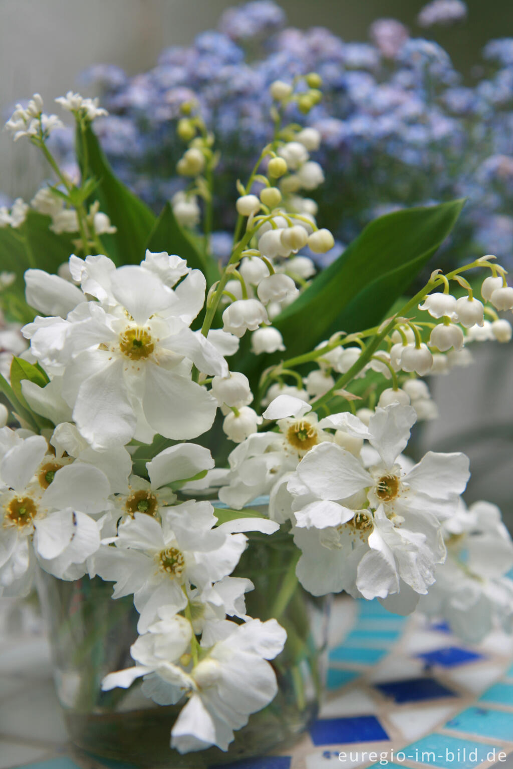 Detailansicht von Blumenstrauß, Mai