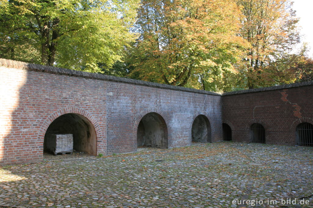 Detailansicht von Burg, Alsdorf