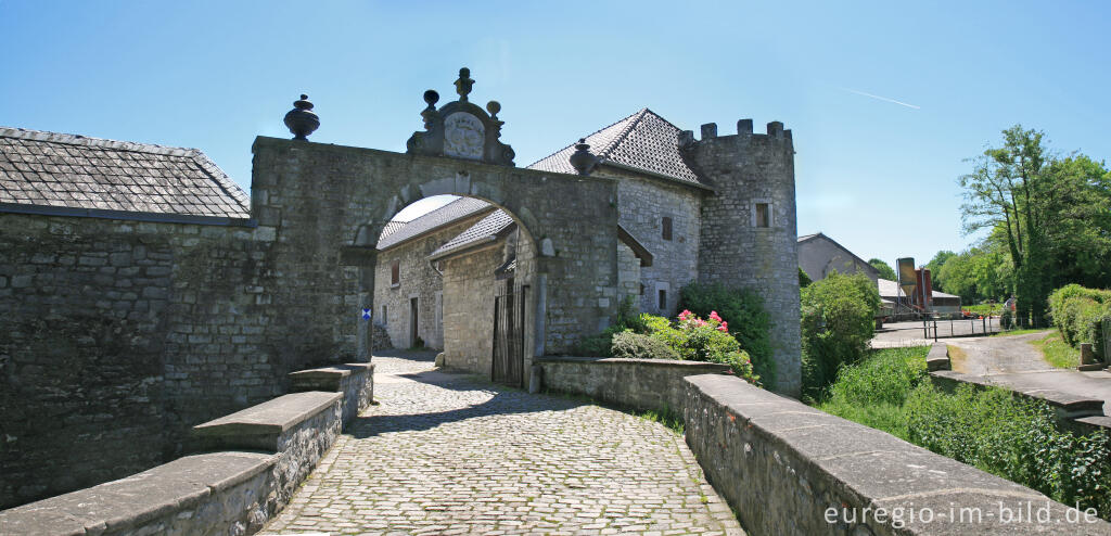 Burg Raeren in Raeren, Belgien