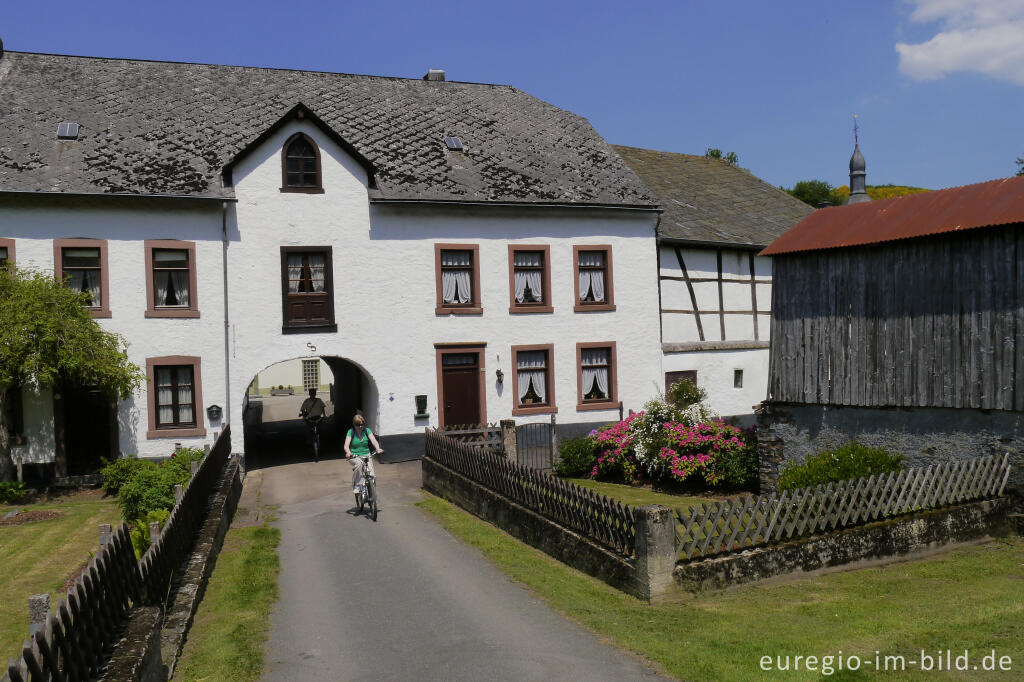 Detailansicht von Burg Reuland in Ostbelgien