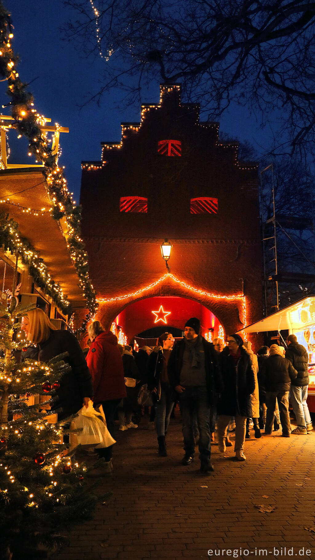 Detailansicht von Burgtor, Alsdorfer Weihnachtsmarkt