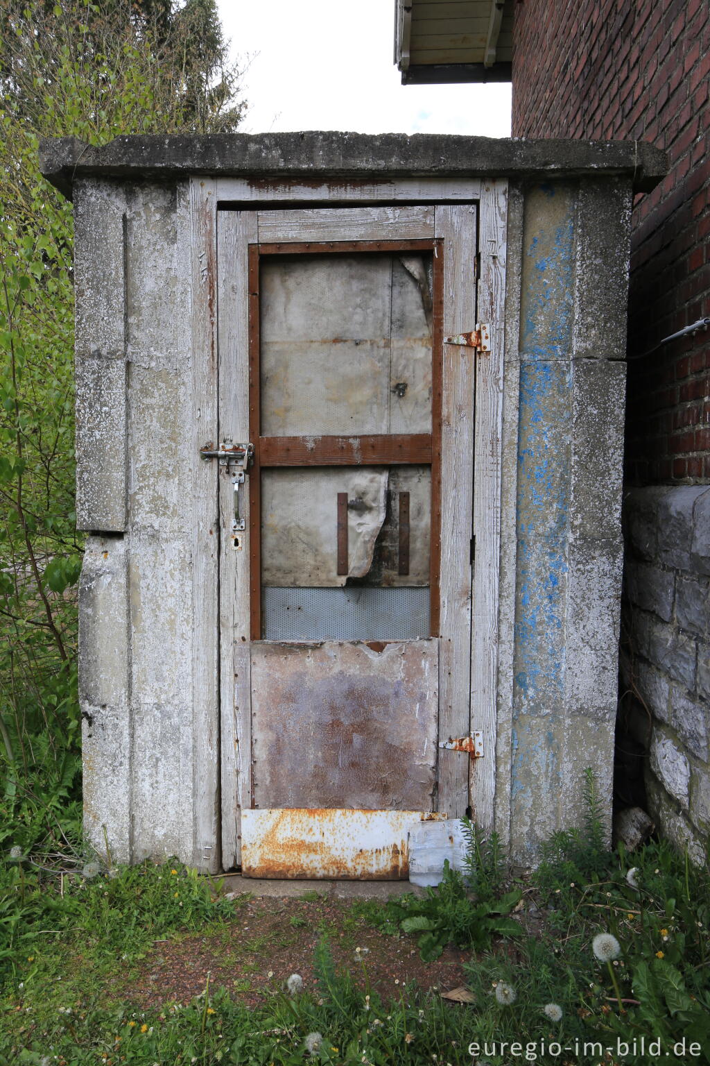 Detailansicht von Das Gelände des historischen Bahnhofs Raeren, 2017 fotografiert