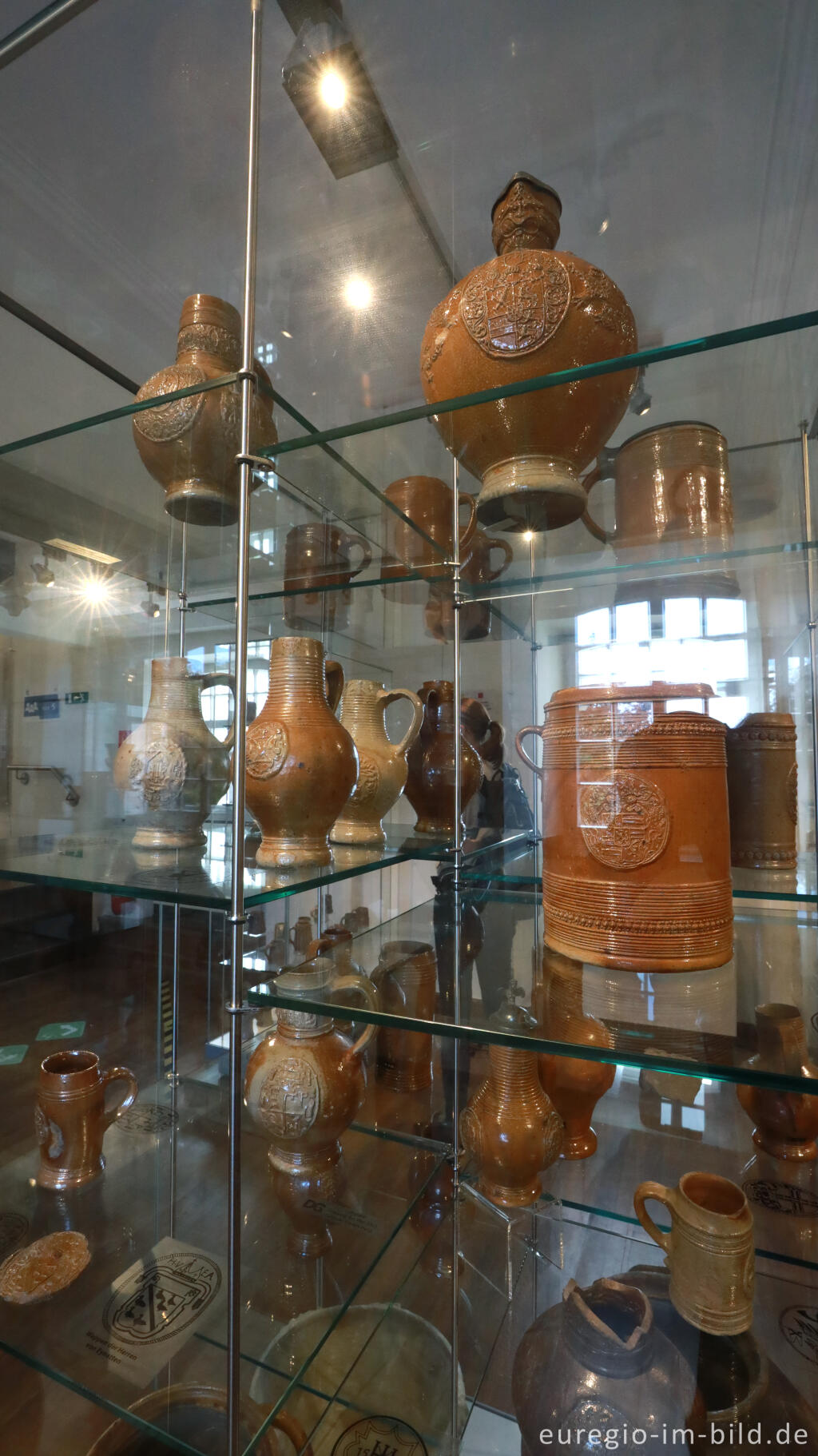 Detailansicht von Das Töpfereimuseum in der Burg Raeren, Ostbelgien