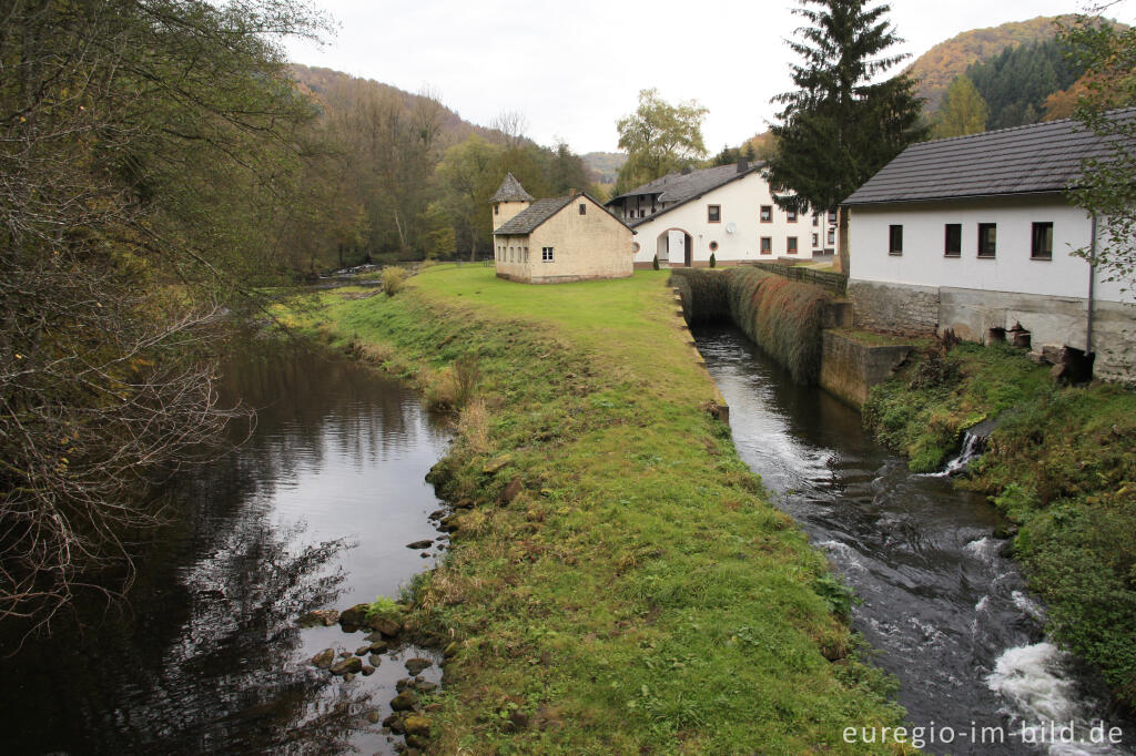 Deimlinger Mühle bei Mühlenflürchen im Tal der Kyll