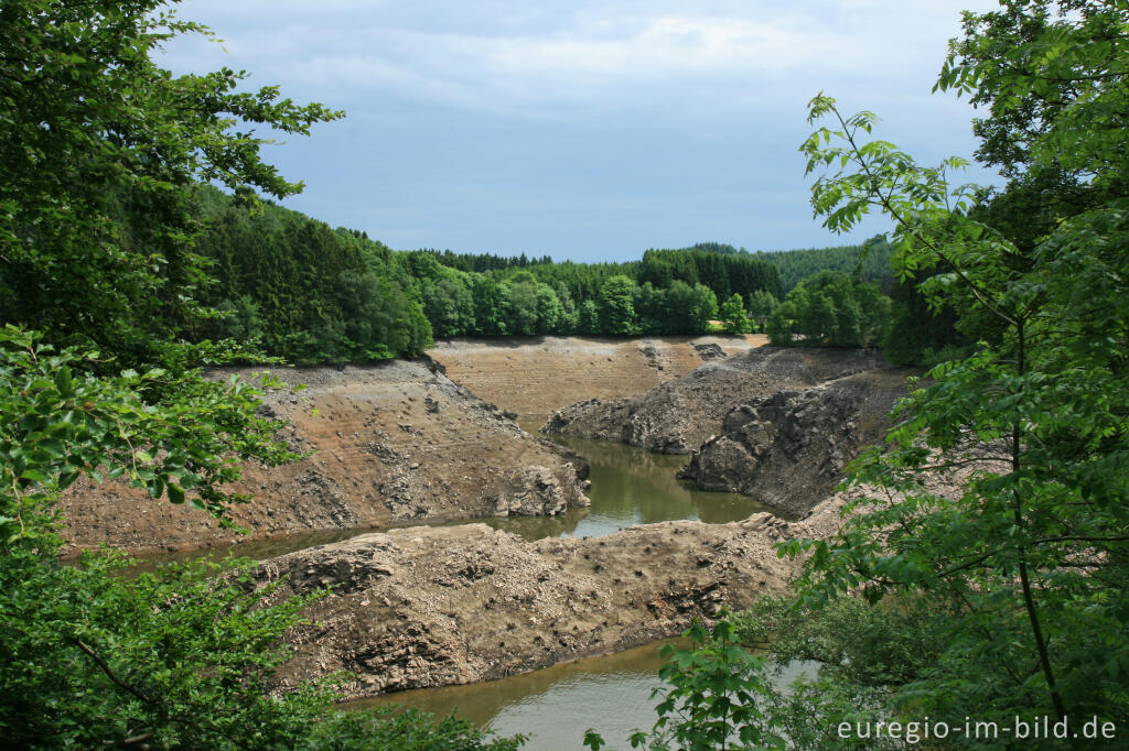 Detailansicht von Der (fast) leere See von Robertville