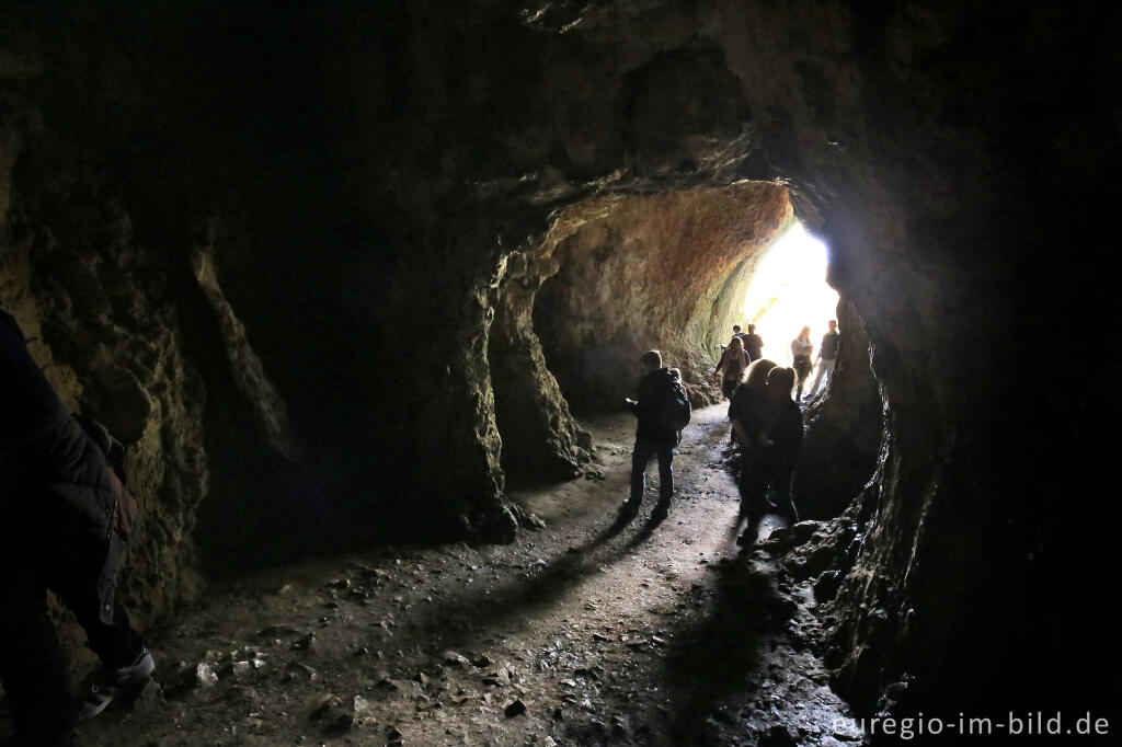 Detailansicht von Die Buchenlochhöhle bei Gerolstein