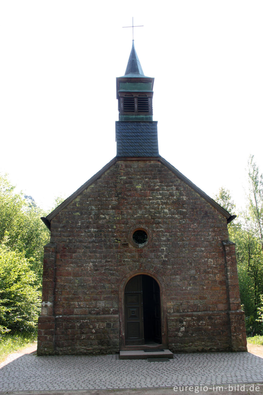 Detailansicht von Die Büschkapelle im Gerolsteiner Stadtwald