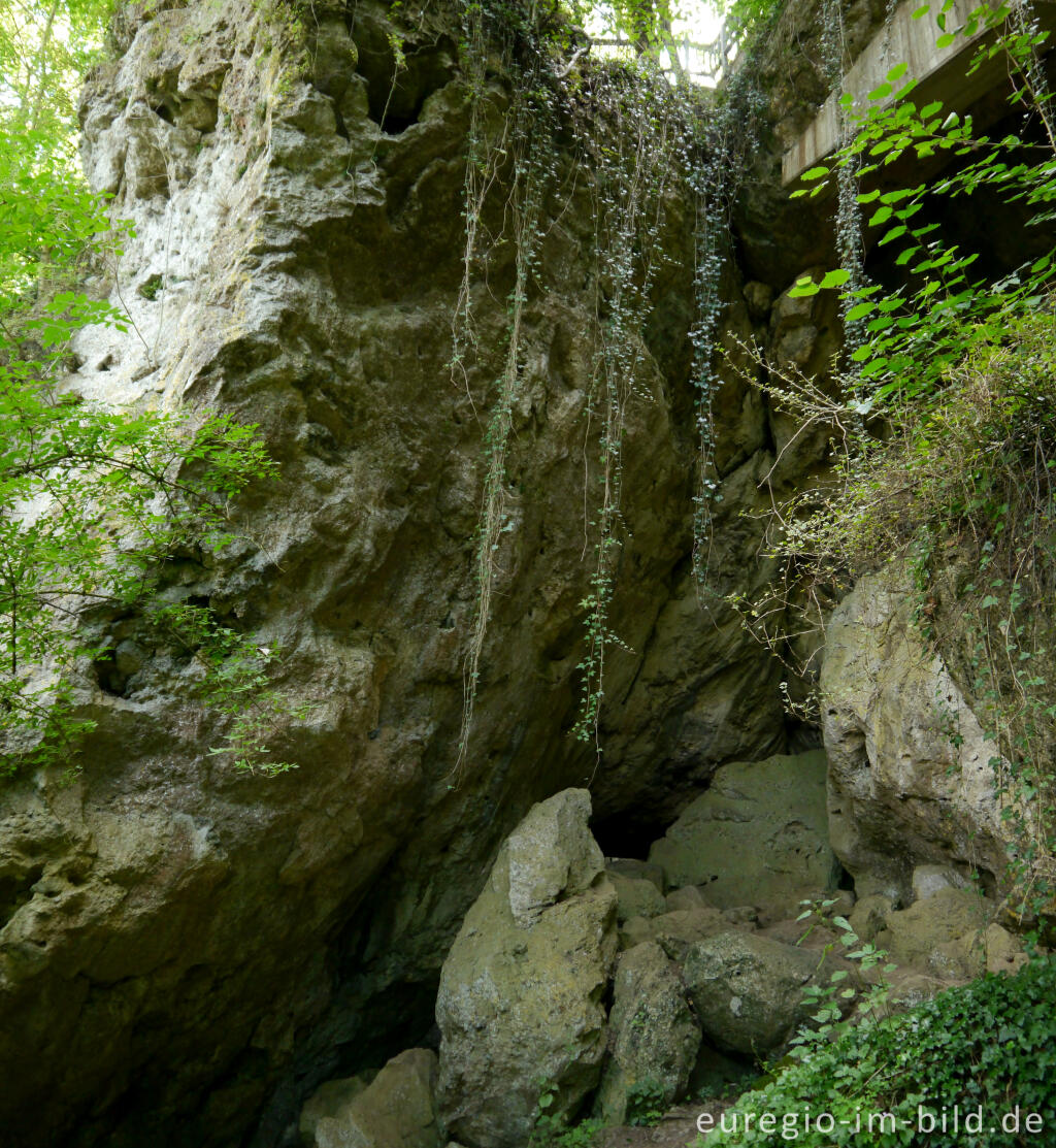 Detailansicht von Die Kakushöhle bei Mechernich in der Eifel