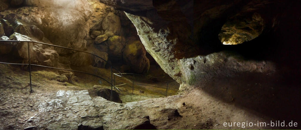 Detailansicht von Die Kakushöhle bei Mechernich in der Eifel