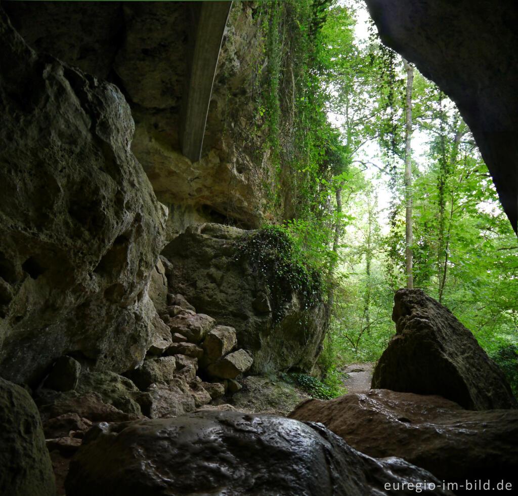 Detailansicht von Die Kakushöhle bei Mechernich in der Eifel