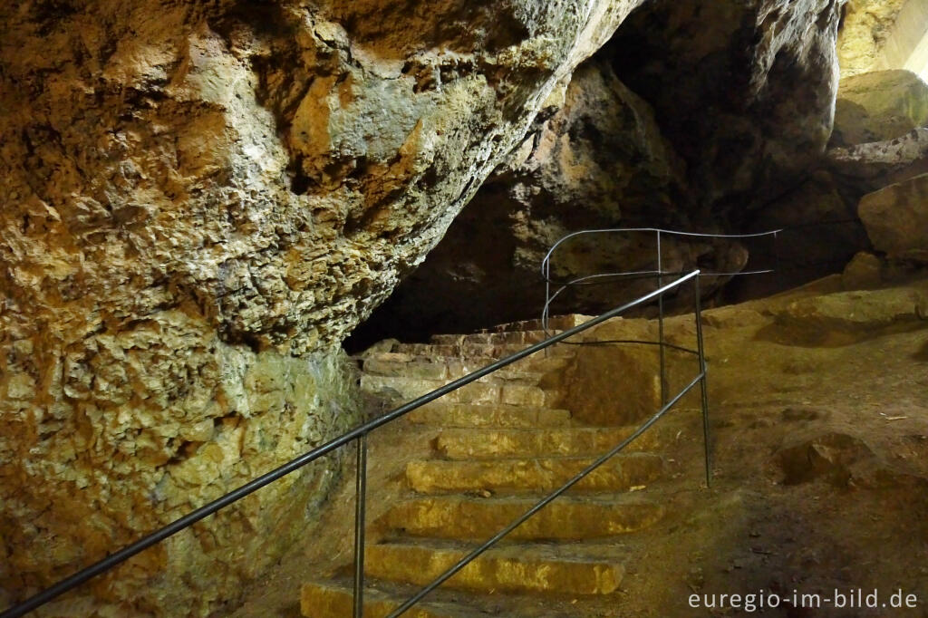 Detailansicht von Die Kakushöhle bei Mechernich in der Eifel