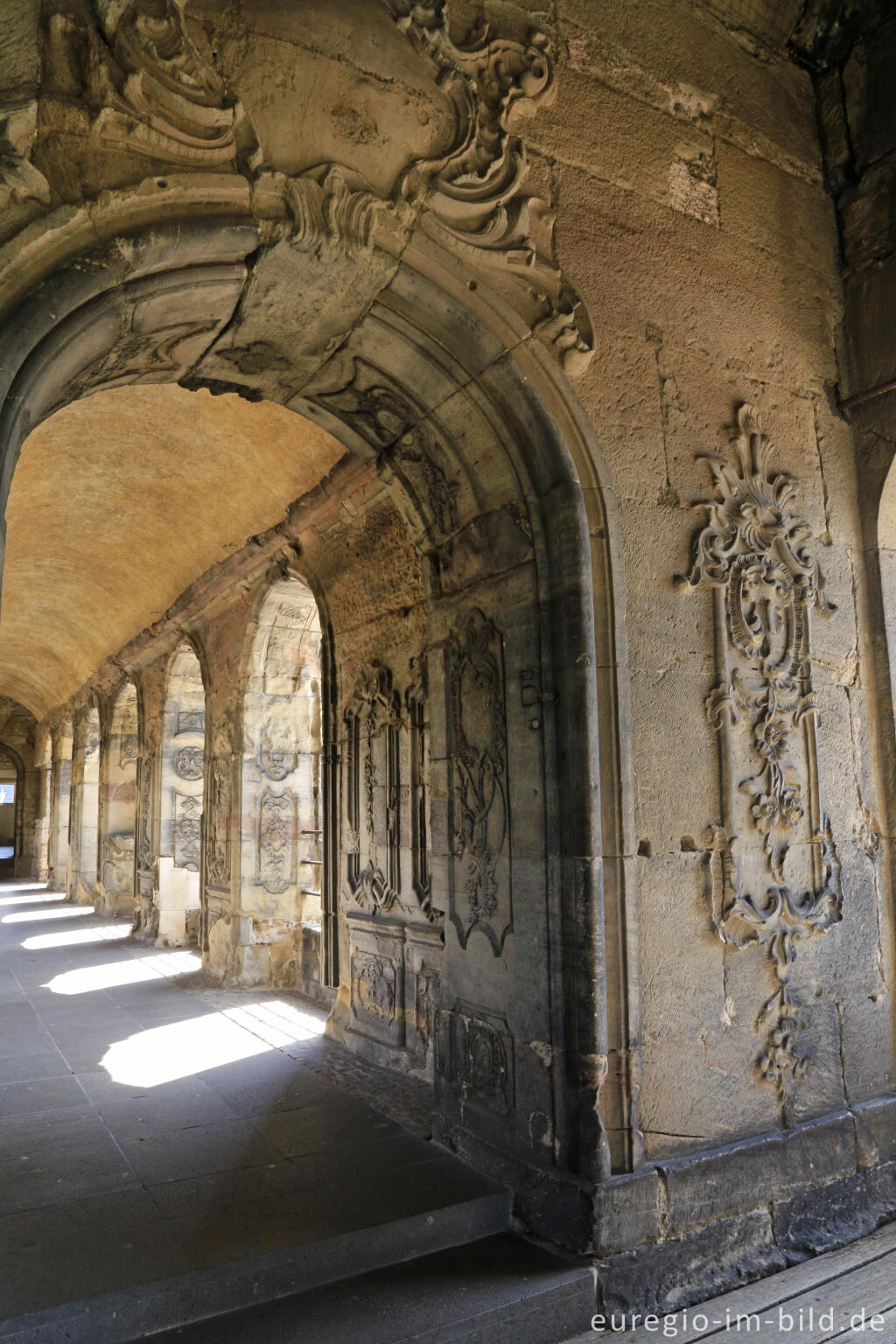 Detailansicht von Die Porta Nigra in Trier