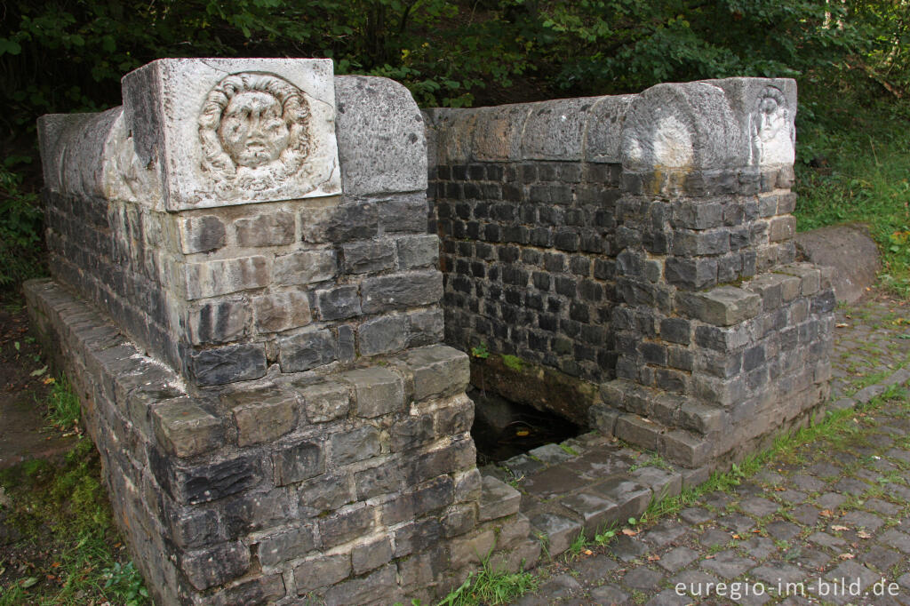 Die römische Quellfassung "Grüner Pütz", Urfttal bei Nettersheim