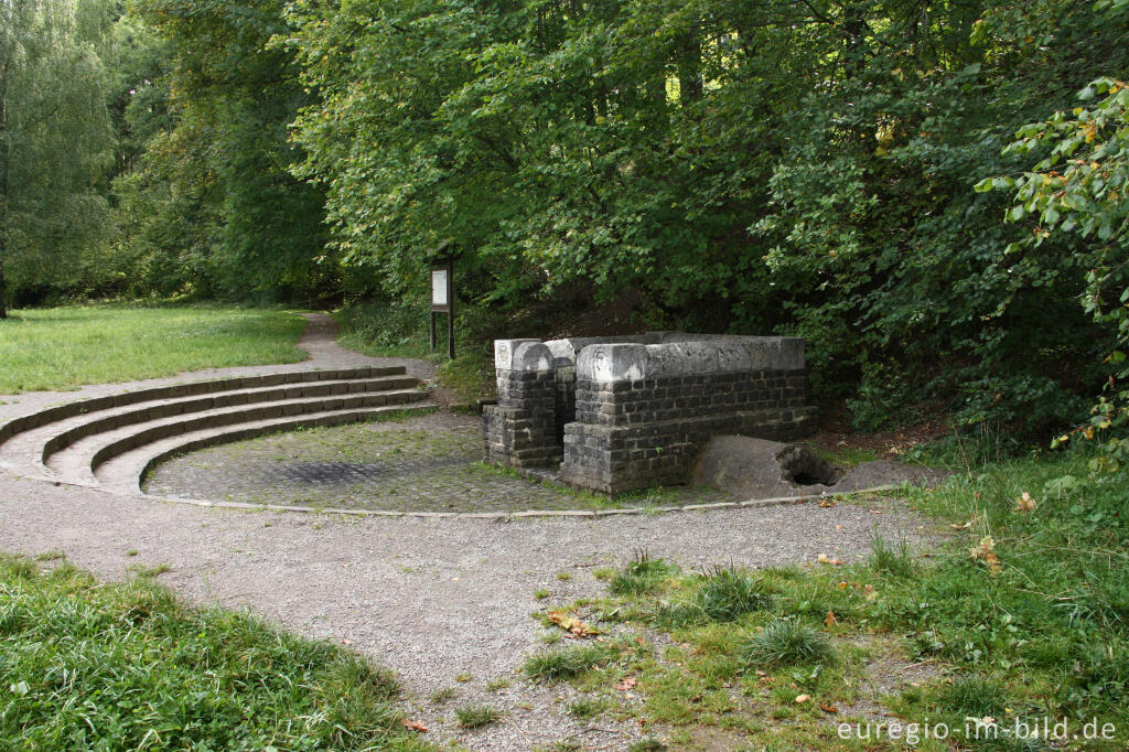 Die römische Quellfassung "Grüner Pütz", Urfttal bei Nettersheim