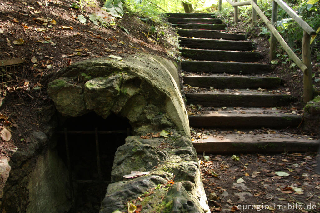 Die römische Wasserleitung bei der Quellfassung "Grüner Pütz", Urfttal bei Nettersheim