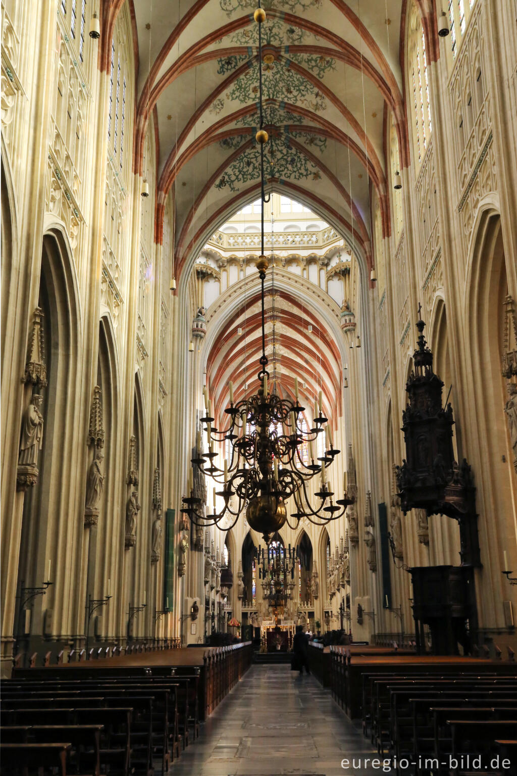 Detailansicht von Die St.-Johannes-Kathedrale (Sint Janskathedraal) in s`Hertogenbosch