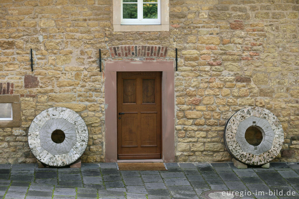 Detailansicht von Die Weingartener Höfe bei Schloss Eicks, Gemeinde Mechernich