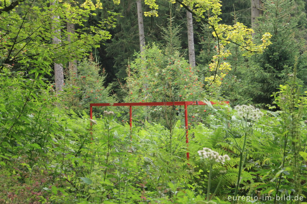 Detailansicht von Dieter Call: 3 Meter Raum, Grenzkunstroute011 beim Grenzübergang Aachen-Köpfchen