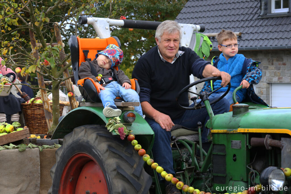 Detailansicht von Erntedankfest in Mützenich bei Monschau