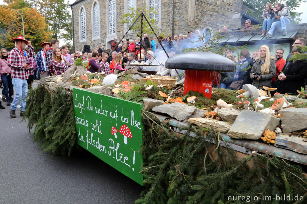 Detailansicht von Erntedankfest in Mützenich bei Monschau