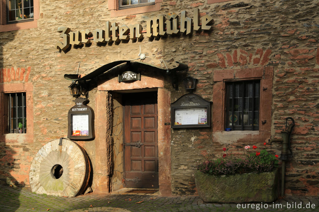 Detailansicht von Gaststätte zur alten Mühle in Heimbach