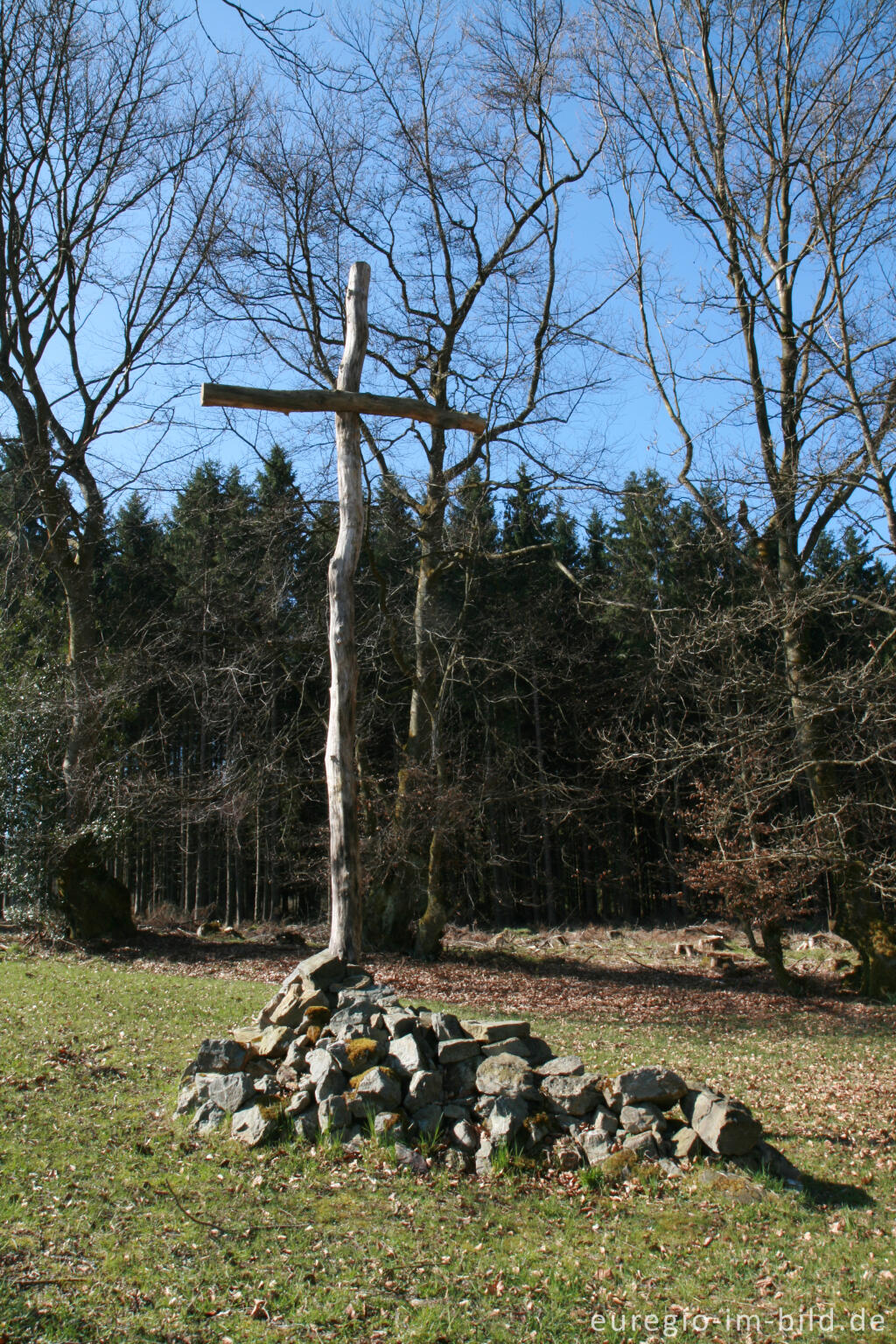 Gedenkstätte Reinartzhof im Osthertogenwald