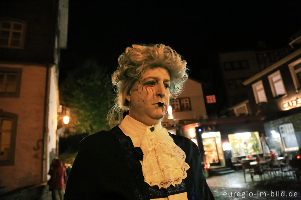 Detailansicht von Gespenster an Halloween in Monschau