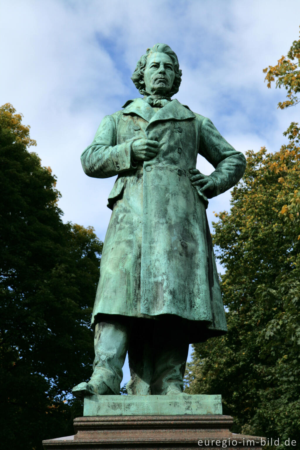 Detailansicht von Hansemanndenkmal am Hansemannplatz in Aachen