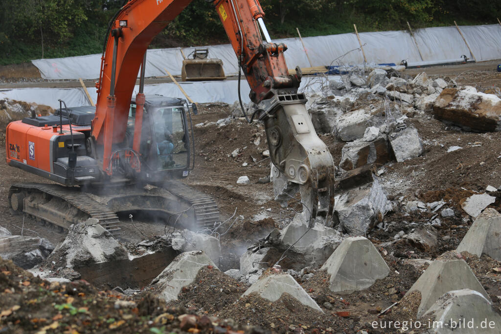 Detailansicht von Höckerlinie des Westwalls in Aachen, freigelegt bei Bauarbeiten 2014