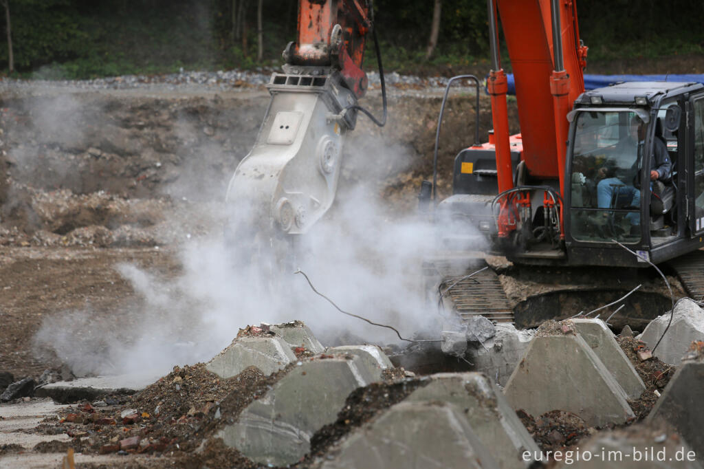 Detailansicht von Höckerlinie des Westwalls in Aachen, freigelegt bei Bauarbeiten 2014