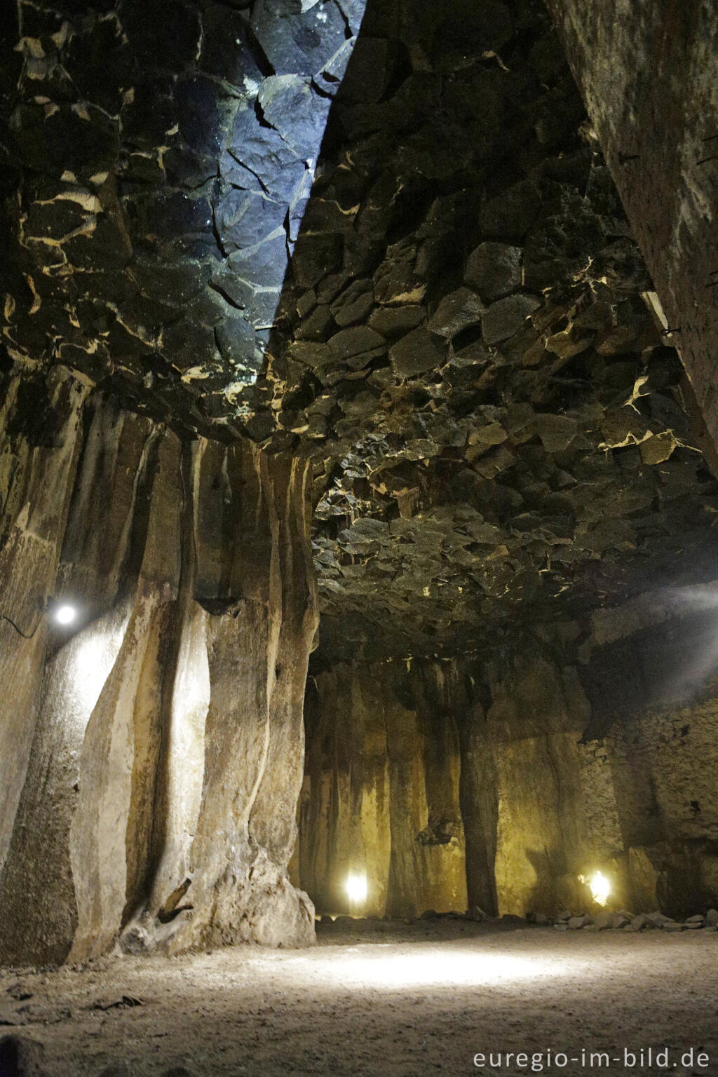 Detailansicht von In den Lavakellern von Mendig, Vulkaneifel