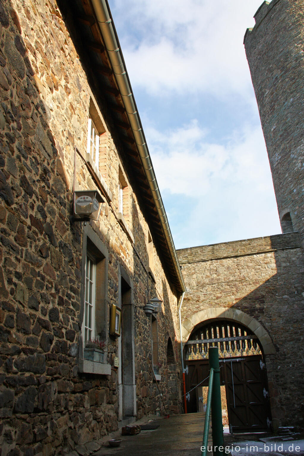 Detailansicht von Innenhof der Laufenburg bei Langerwehe