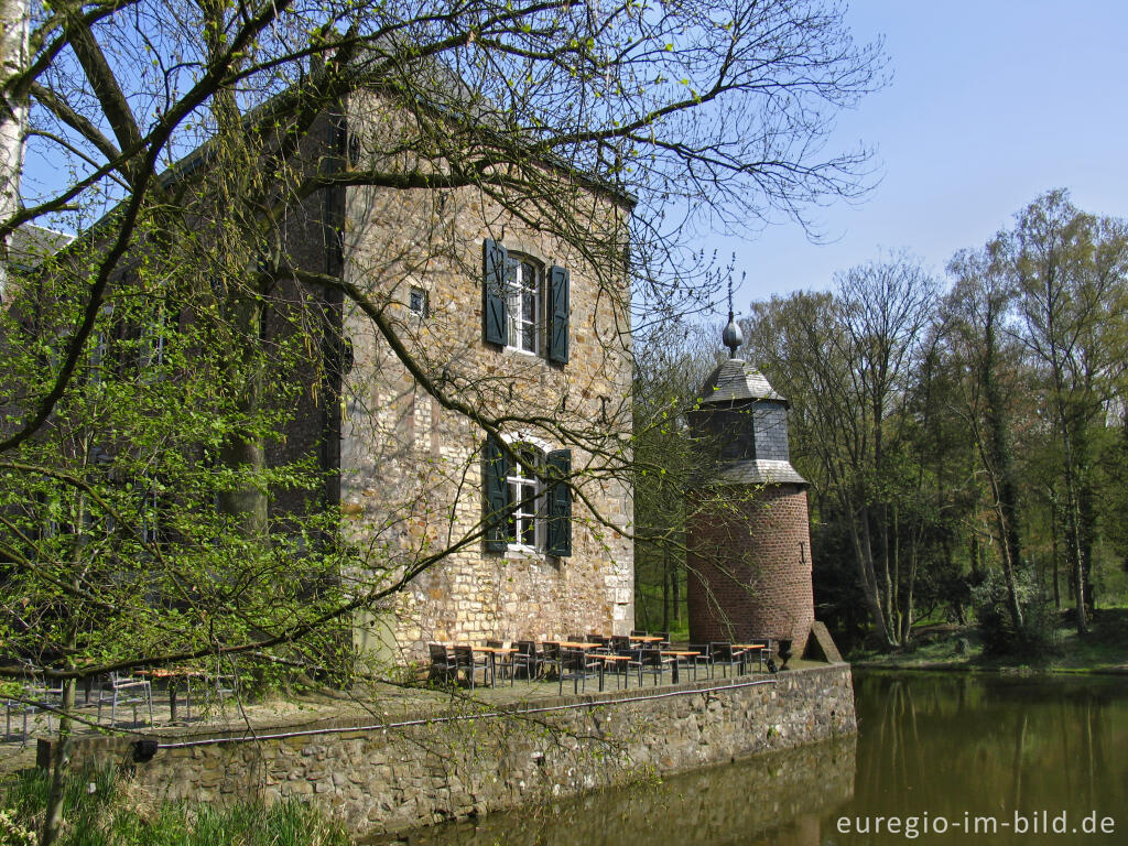 Detailansicht von Kasteel Erenstein beim Cranenweyer im Amstelbachtal