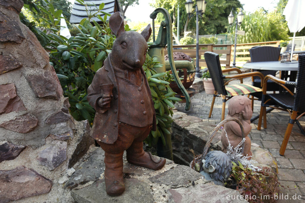 Detailansicht von Mäuse im Hotel / Cafe Mausefalle, Neroth