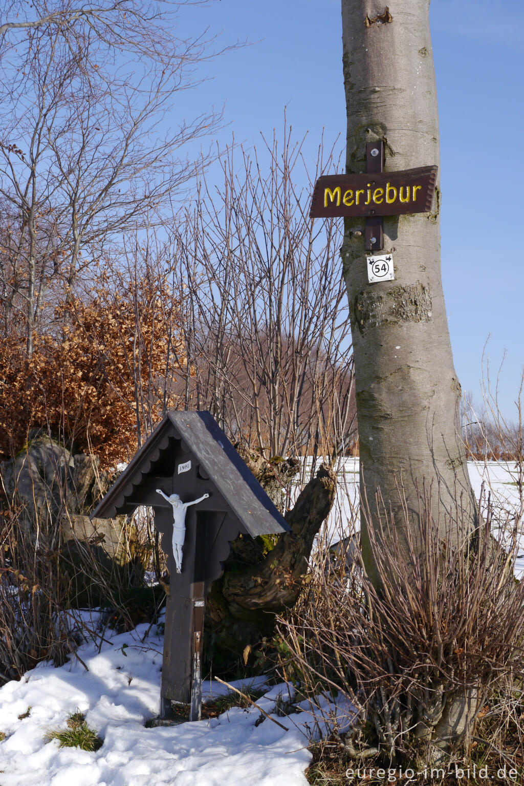 Detailansicht von "Merjebur" mit Wegekreuz, nordwestlich von Eicherscheid