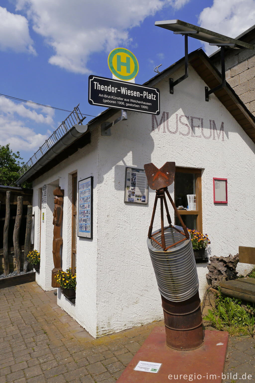 Detailansicht von Museum in der wARTEhalle in Welchenhausen